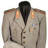 Uniform M 40 für einen Leutnant des Infanterie-Regiments "Lupi di Toscana" - photo 3