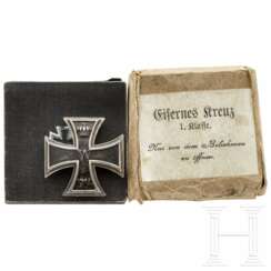 Eisernes Kreuz 1914, 1. Klasse, mit Trägergravur, Etui und Karton