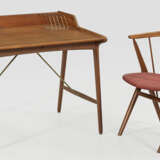 Kleiner Schreibtisch von Svend Aage Madsen mit Armlehnstuhl - photo 1