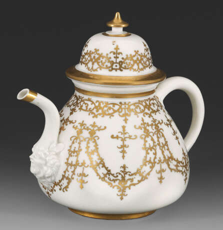 Sehr seltene Teekanne mit Goldmalerei von Johann Georg Funke - photo 1