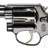 Smith & Wesson Modell 37, "The .38 Chief's Special Airweight" - фото 3