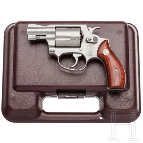 Smith & Wesson Modell 60-3, "The Chief's Special Stainless - Lady Smith", im Lady Smith-Koffer - Foto 1