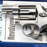 Smith & Wesson Modell 64-6, "The .38 M & P Stainless", im Koffer - Foto 3