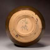 A TEA-GLAZED YUHUCHUN PING SHANXI YAO JIN DYNASTY (907-1125) - photo 8