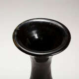 A BLACK-GLAZED YUHUCHUN PING SHANXI YAO LIAO DYNASTY (907-1125) - фото 6