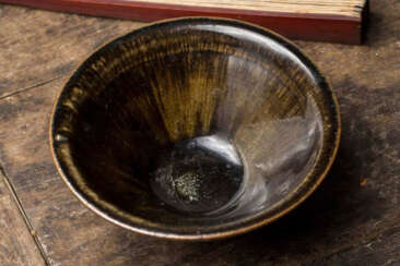 A CIZHOU YAO CUP JIN DYNASTY (907-1125)