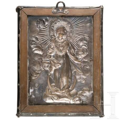 Maria Immaculata im Strahlenkranz in gemarktem Silber, um 1800 - photo 2