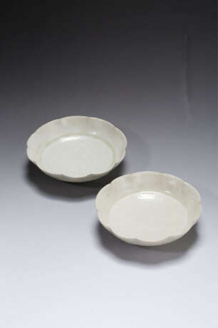 A PAIR OF BRUSH WASHER HUTIAN YAO SONG DYNASTY (960-1279) - фото 2