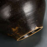 A BLACK-GLAZED DULU PING SHANXI YAO JIN DYNASTY (907-1125) - photo 3