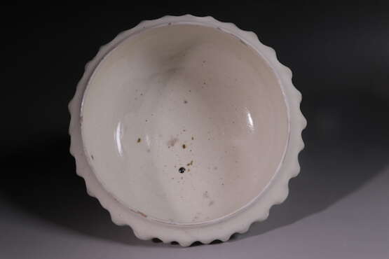 A FLOWER SHAPE WASHER CIZHOU YAO SONG DYNASTY (960-1279) - photo 6