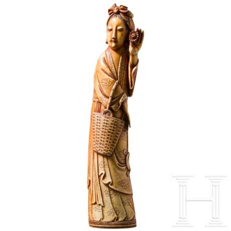 Elfenbeinfigur einer Dame, China, Qing-Dynastie - Foto 1