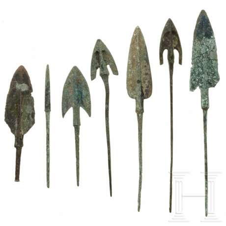 Sieben Pfeilspitzen, Bronze, Vorderasien, ca. 1000 vor Christus - Foto 2