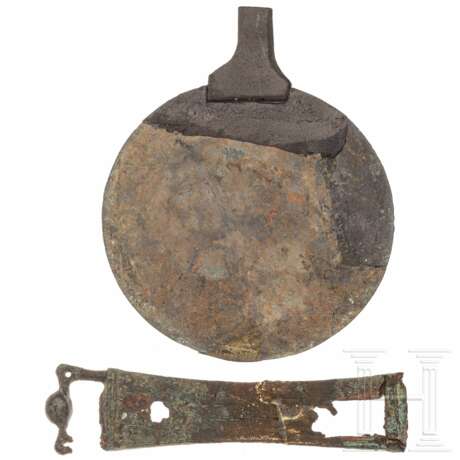 Handspiegel, Bronze, hellenistisch, 3.-1. Jahrhundert vor Christus - фото 1