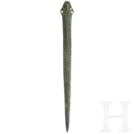 Griffplattenschwert, Mitteleuropa, Mittlere Bronzezeit, 1600 - 1300 vor Christus - фото 1
