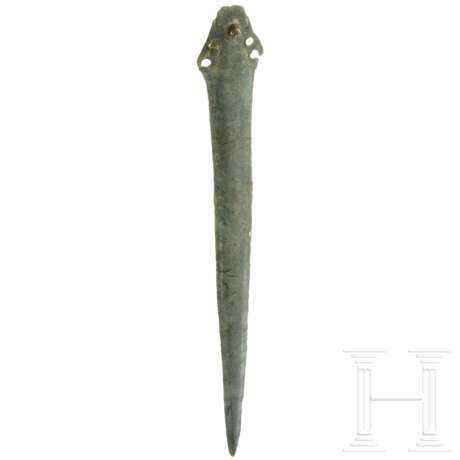 Griffplattenschwert, Mitteleuropa, Mittlere Bronzezeit, 1600 - 1300 vor Christus - фото 3