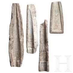 Vier Gussformen aus Stein, Späte Bronzezeit, 12. - 10. Jahrhundert vor Christus