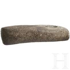 Fünfeckige Steinaxt, mitteldeutsch, 1. Hälfte 1. Jahrtausend vor Christus