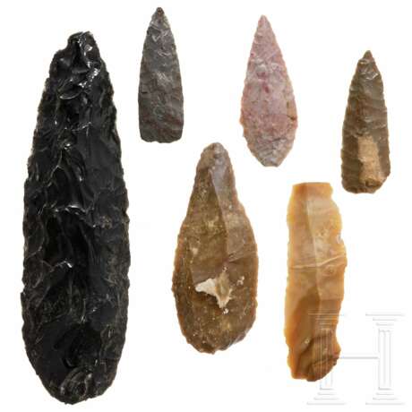 Sechs Steinartefakte, Mitteleuropa, Jungpaläolithikum bis Neolithikum, 40.000 - 3.000 vor Christus - фото 1