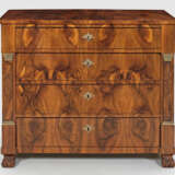 Biedermeier-Kommode - photo 1