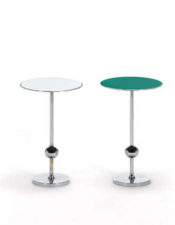 Valeria Borsani. Lot consisting of two service tables of the series "ABV" - Foto 1