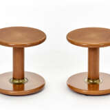 Ettore Sottsass. Lot of two coffee tables, variant of the "Rocchetto" - Foto 1