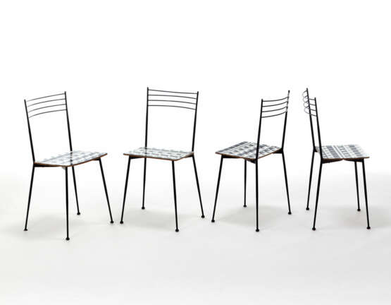 Alessandro Mendini. Lot consisting of four chairs from the "Ollo" collection - photo 1