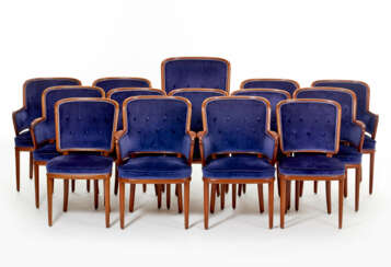 Lot consisting of an armchair, eight small armchairs and five chairs