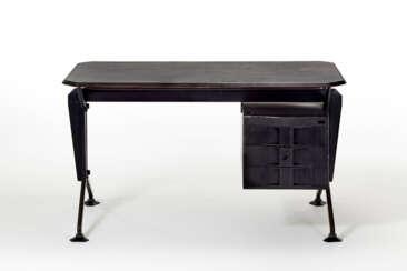 Desk with chest of drawers with three drawers of the series "Arco"