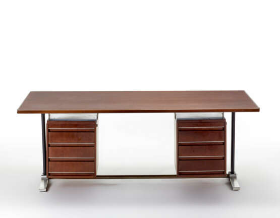 Paolo Rosselli. Desk with two side drawers with four drawers - фото 1