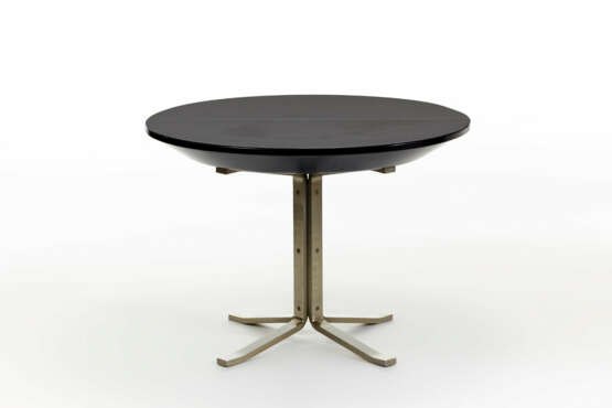 Gianni Moscatelli. Extendable dining table - фото 1