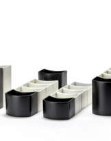 Group of sixteen ceramics