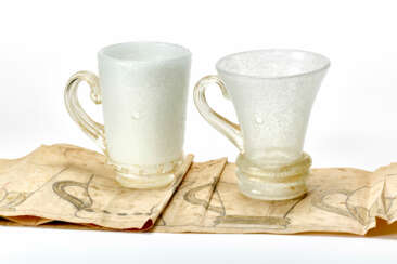 Lot consisting of two vases with a handle, prepared to be mounted as a wall lamp, joined to the relative furnace design