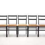 Gio Ponti. Lot of five chairs - Foto 1