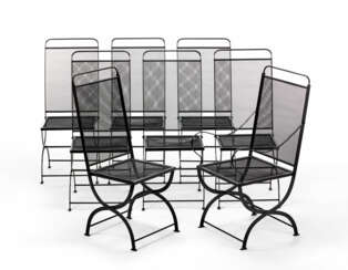 Lot consisting of seven chairs and an armchair 