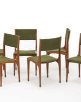 Lot consisting of six chairs