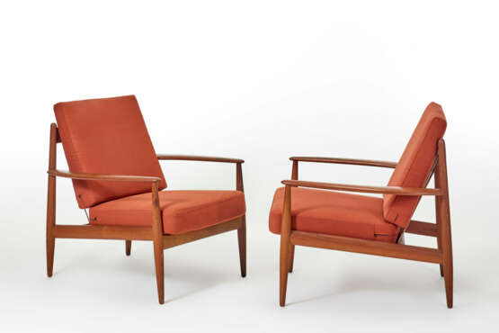 Grete Jalk. Pair of armchairs - Foto 1