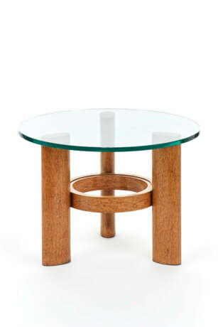 Art Déco tripod coffee table with wooden legs veneered in light briar and circular glass top - photo 1