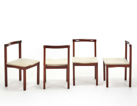 Sormani. Lot consisting of four chairs - Foto 1