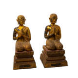 Paar Mönche aus Bronze. THAILAND/RATANAKOSIN, 19. Jahrhundert/frühes 20. Jahrhundert. - Foto 1