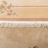 Teppich. CHINA, 20. Jahrhundert, 250x170 cm. - Foto 3