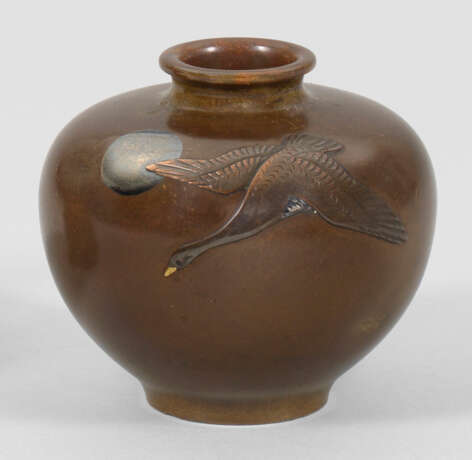 Kleine japanische Bronze-Vase - photo 1