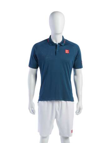 ROGER FEDERER'S TOURNAMENT OUTFIT - photo 1