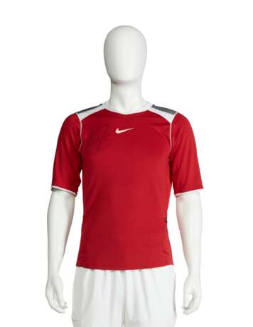 ROGER FEDERER'S CHAMPION SHIRT - photo 1