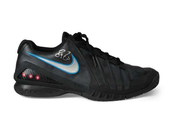 ROGER FEDERER'S TOURNAMENT NIGHT MATCH SNEAKERS - фото 5
