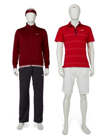 ROGER FEDERER'S TOURNAMENT OUTFIT AND TRACKSUIT - photo 1