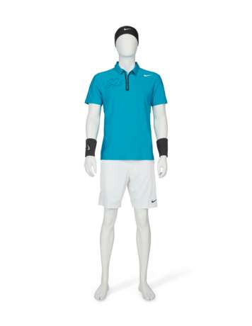 ROGER FEDERER'S TOURNAMENT DAY MATCH OUTFIT - photo 1