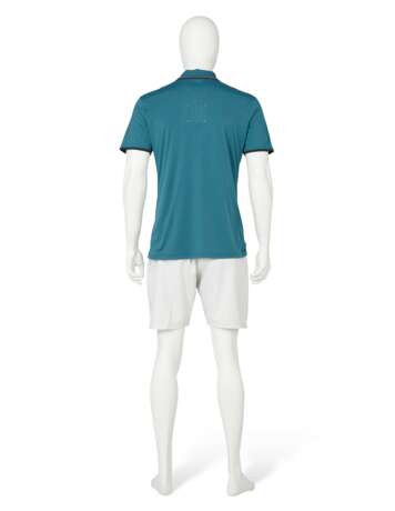 ROGER FEDERER'S TOURNAMENT OUTFIT AND JACKET - фото 3