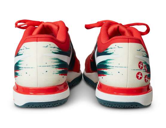 ROGER FEDERER'S TOURNAMENT SNEAKERS - photo 3