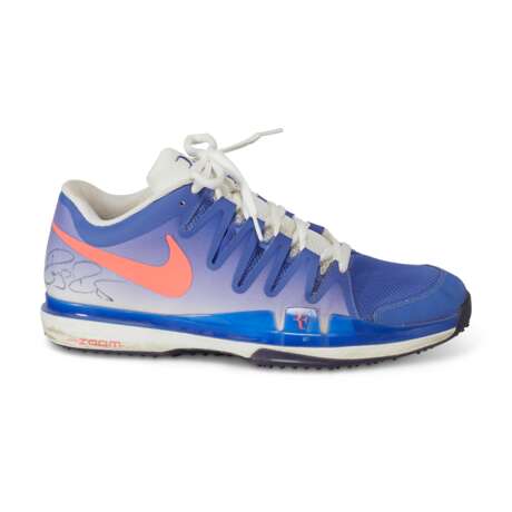 ROGER FEDERER'S CHAMPION SNEAKERS - photo 2