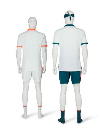 ROGER FEDERER'S DAY AND NIGHT MATCH OUTFITS - Foto 3